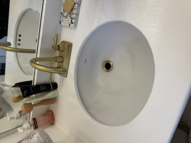Vanity Sink before cleaning