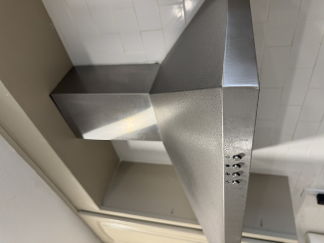 Range Hood before cleaning